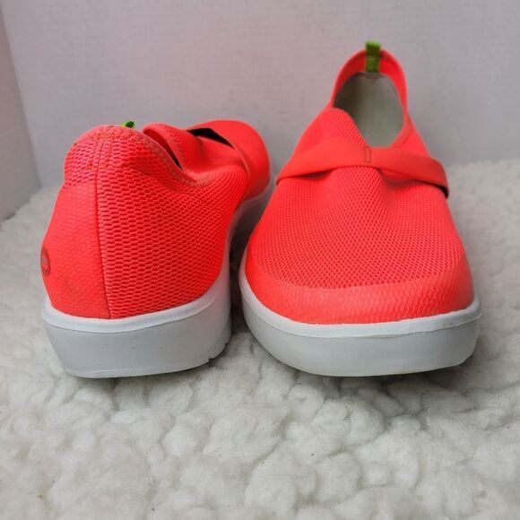 OOFOS OOmg Low Top Comfort Recovery Shoes Unisex W 12, M 10.5 Coral Orange - Picture 7 of 11